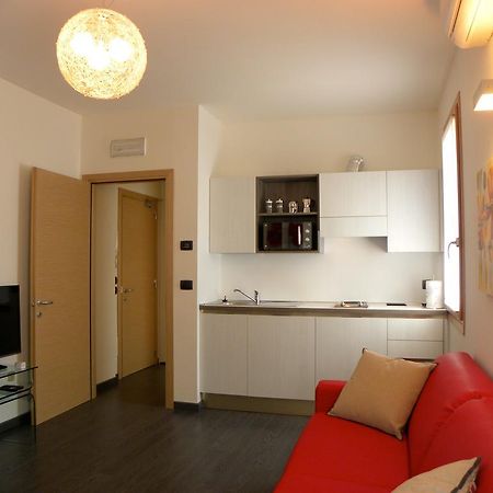 Venice Apartments Dante Mestre Eksteriør bilde