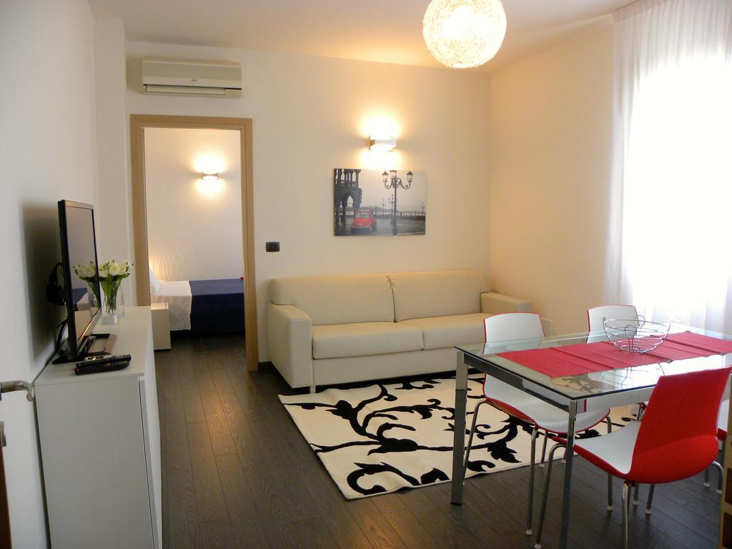 Venice Apartments Dante Mestre Eksteriør bilde